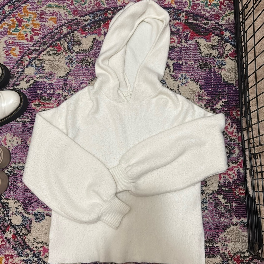 White Sweatshirt Sweater